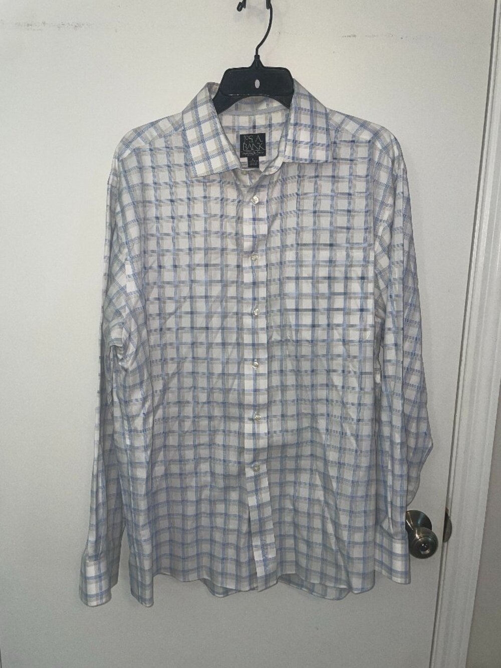 JoS A Bank Blue plaid Button down Size L